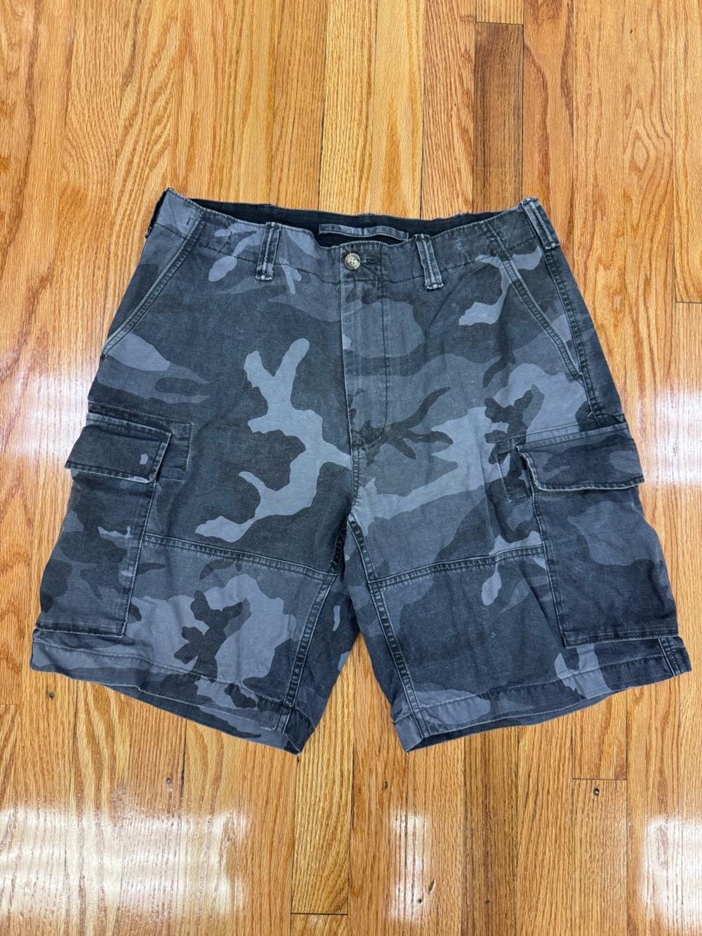 Polo Ralph Lauren Men's Gray Camo Cargo Shorts